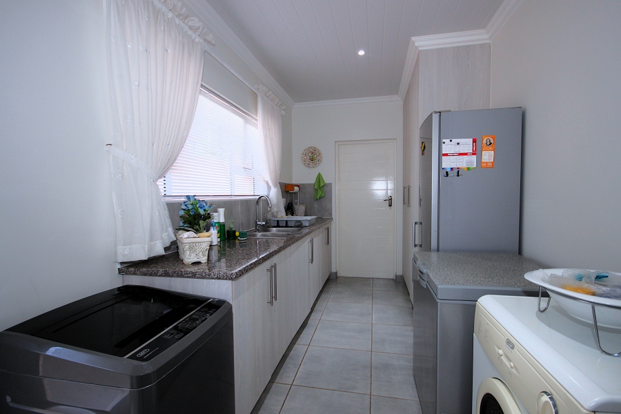 3 Bedroom Property for Sale in Monte Christo Western Cape